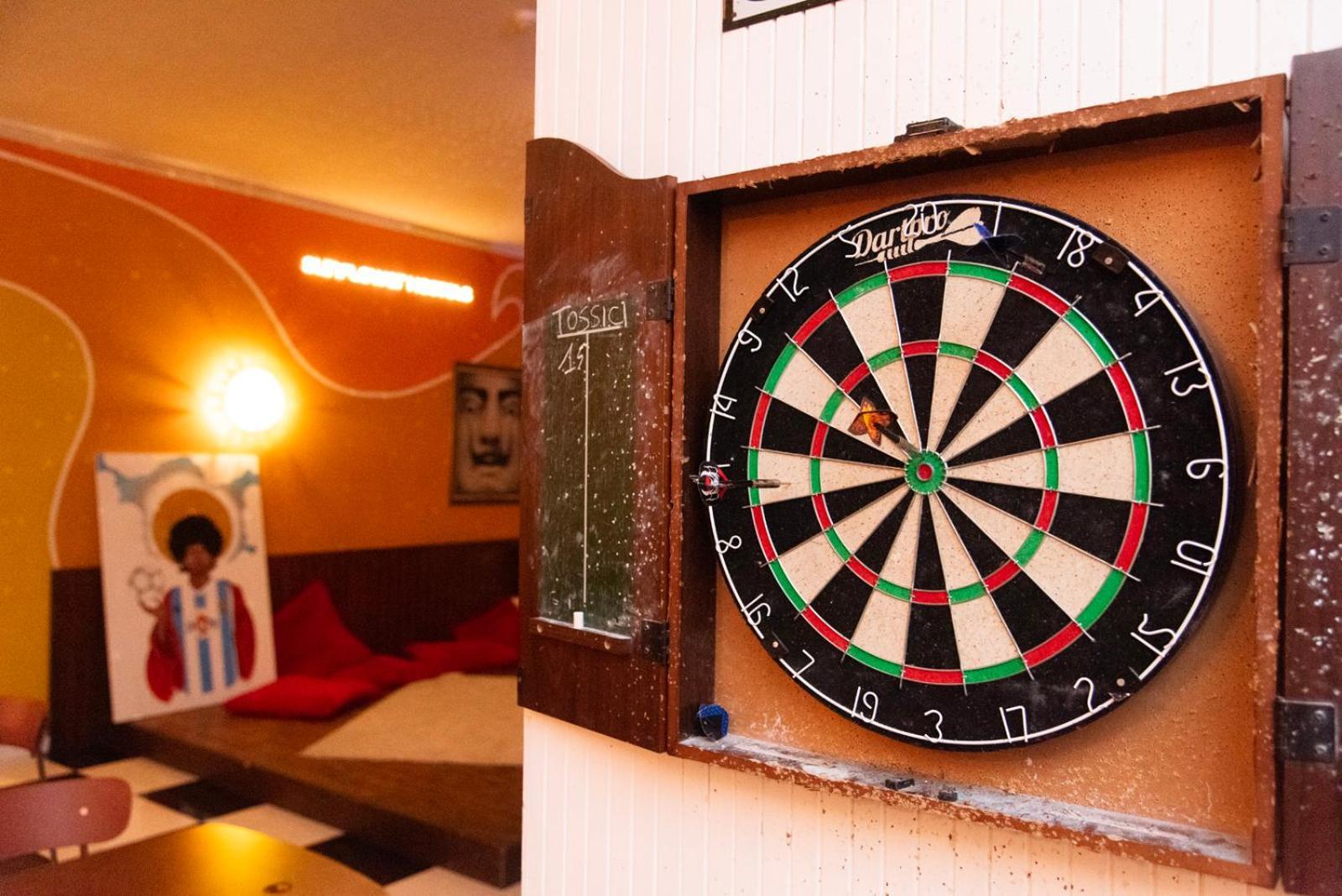 Sunflower Beach Backpacker Hostel & Bar 리미니 외부 사진